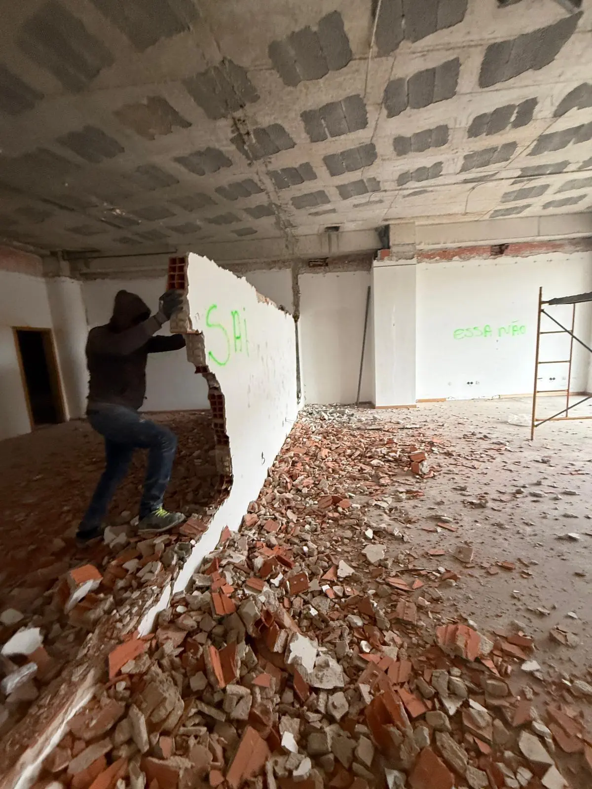 REMODELAÇÃO COMERCIAL BARCARENA — Barcarena, Sintra
